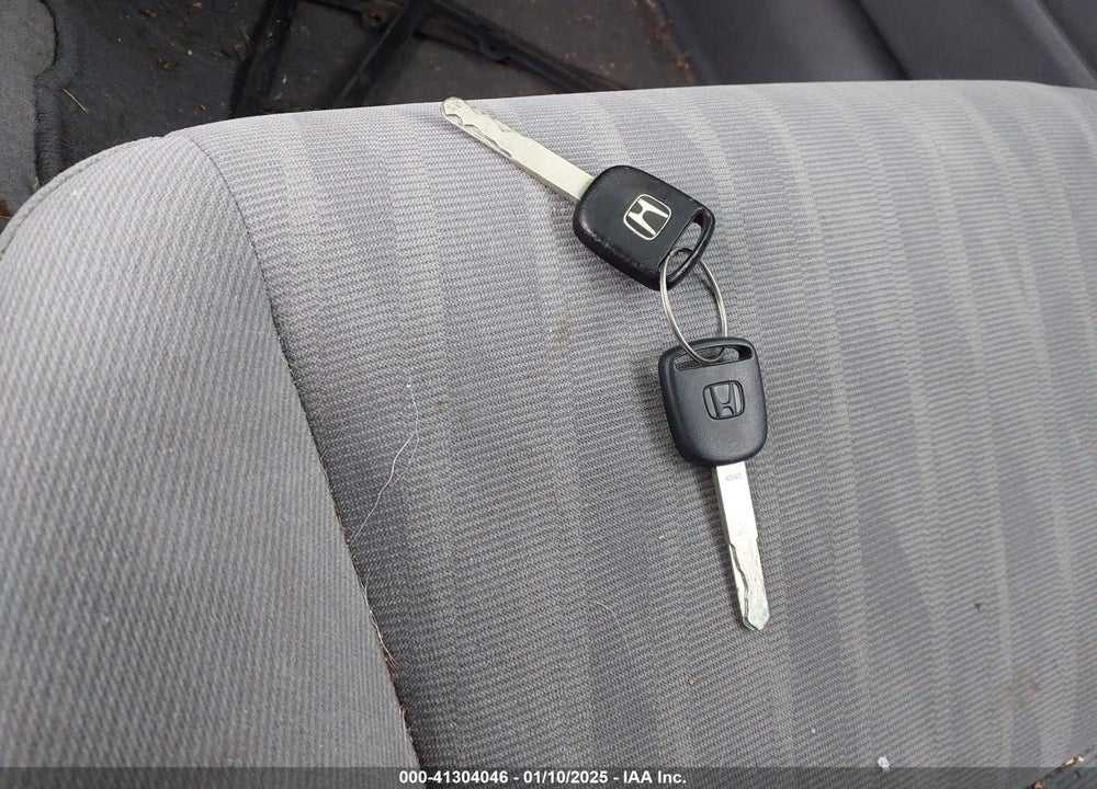 2005 HONDA CIVIC EX VIN: 2HGES267X5H508321
