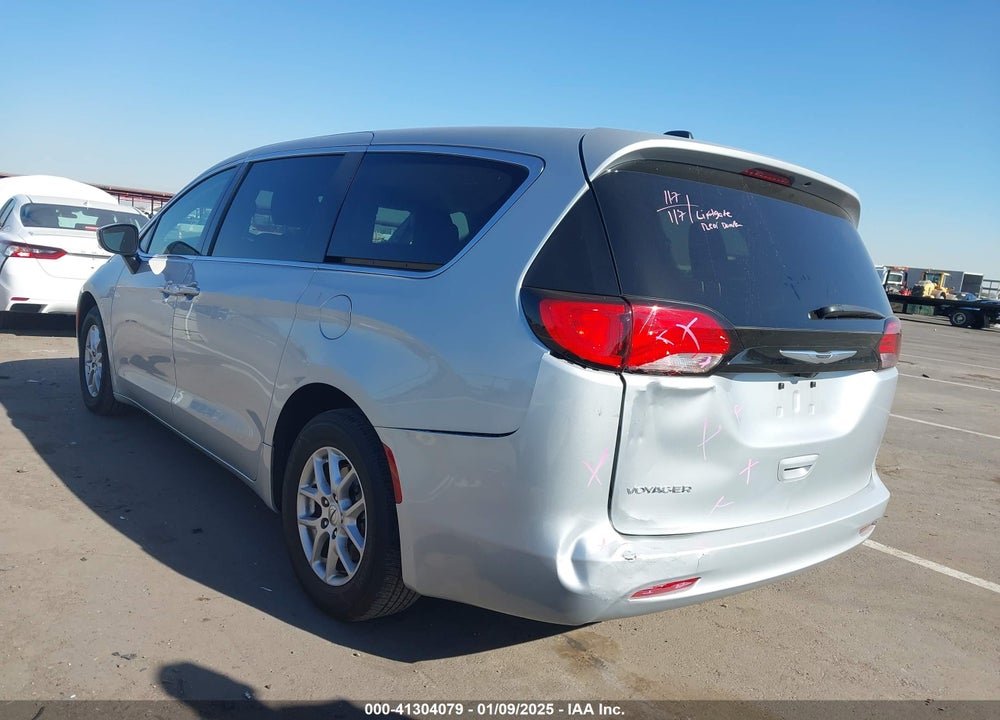 2022 CHRYSLER VOYAGER LX VIN: 2C4RC1CG8NR215782