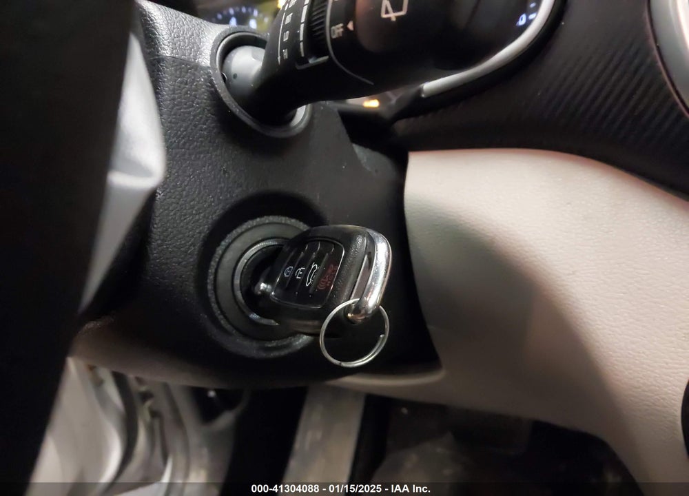 2019 HYUNDAI TUCSON SE VIN: KM8J2CA48KU982613