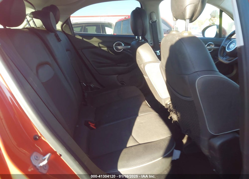 2016 FIAT 500X VIN: ZFBCFXCT4GP369345