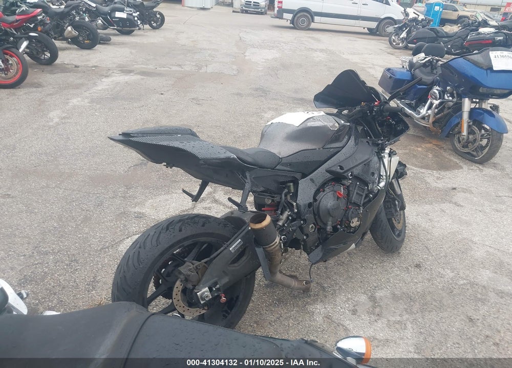 2017 YAMAHA FZ10 C VIN: JYARN48Y6HA000354
