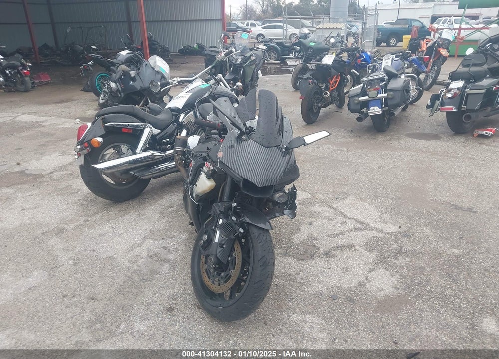 2017 YAMAHA FZ10 C VIN: JYARN48Y6HA000354