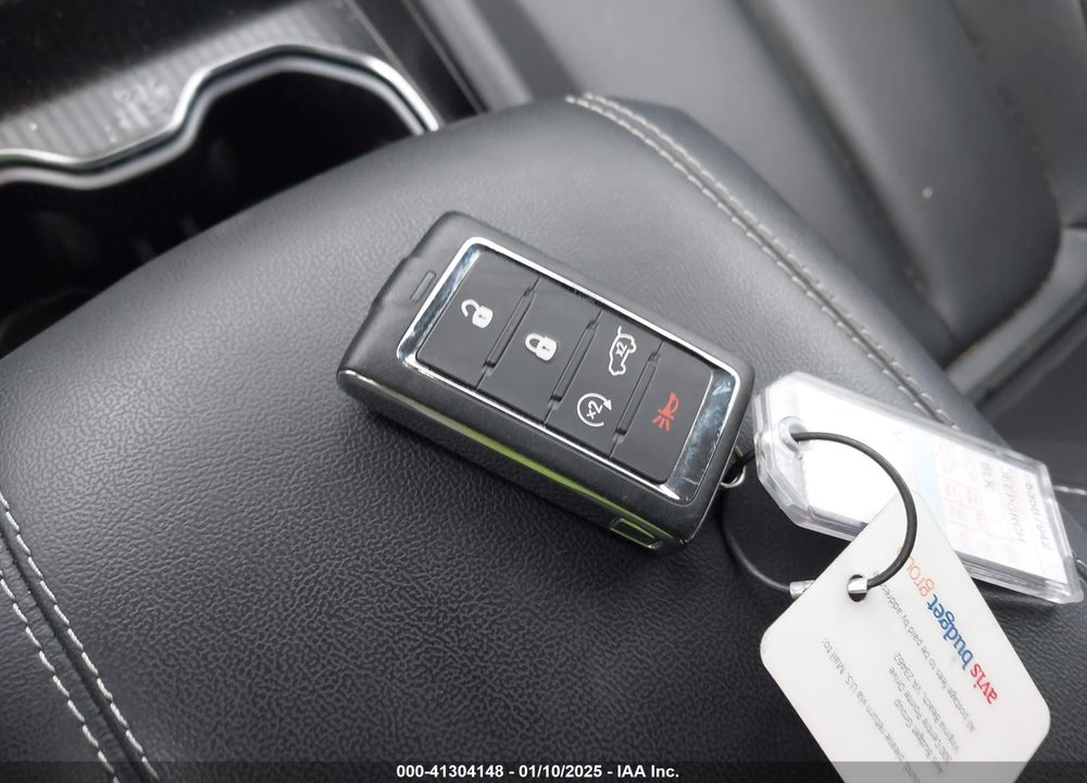 2024 JEEP GRAND CHEROKEE LIMITED 4X4 VIN: 1C4RJHBG0RC679390