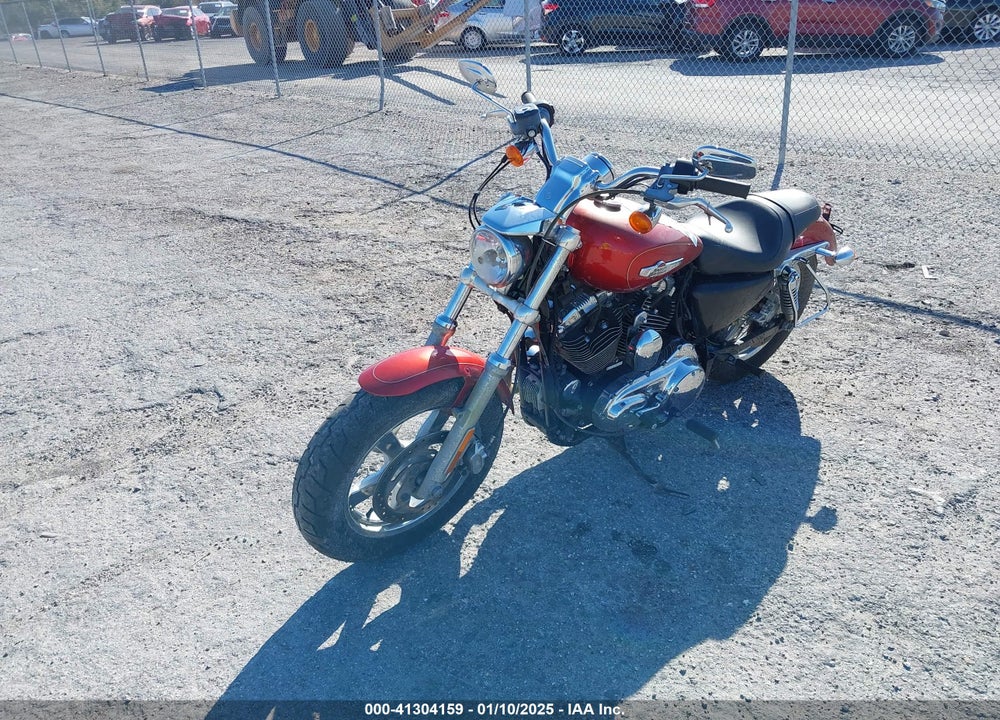 2014 HARLEY-DAVIDSON XL1200 C VIN: 1HD1CT313EC437027