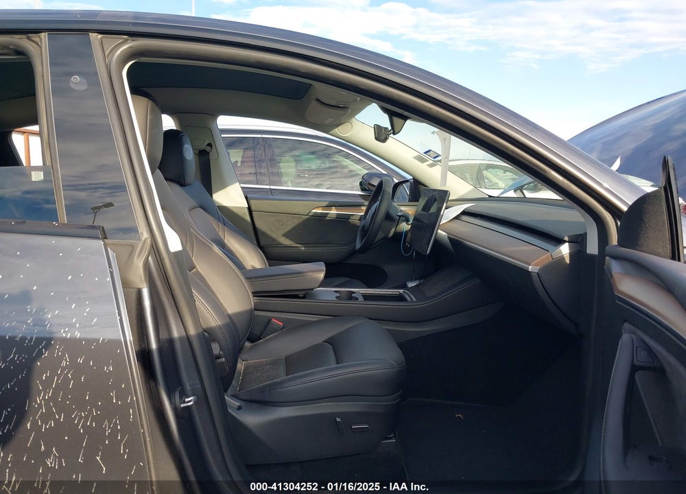2023 TESLA MODEL Y AWD/LONG RANGE DUAL MOTOR ALL-WHEEL DRIVE VIN: 7SAYGAEE5PF895329