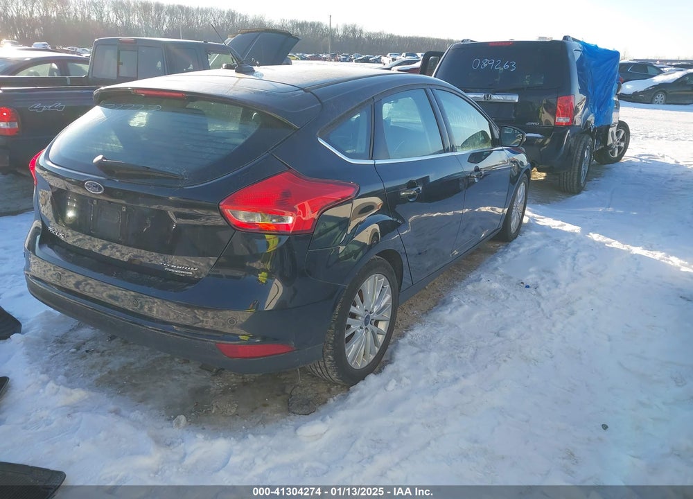 2015 FORD FOCUS VIN: 1FADP3N29FL373723