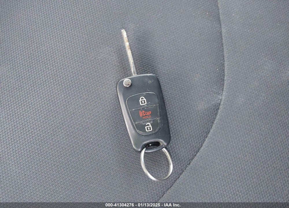 2011 KIA SOUL VIN: KNDJT2A28B7199851