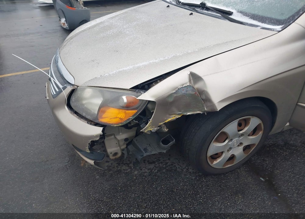 2009 KIA SPECTRA EX VIN: KNAFE221195617725