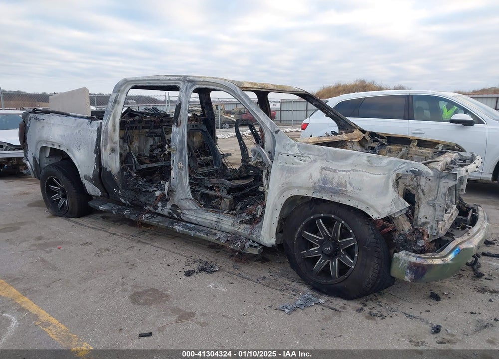 2019 GMC SIERRA 1500 SLT VIN: 3GTU9DED6KG233793