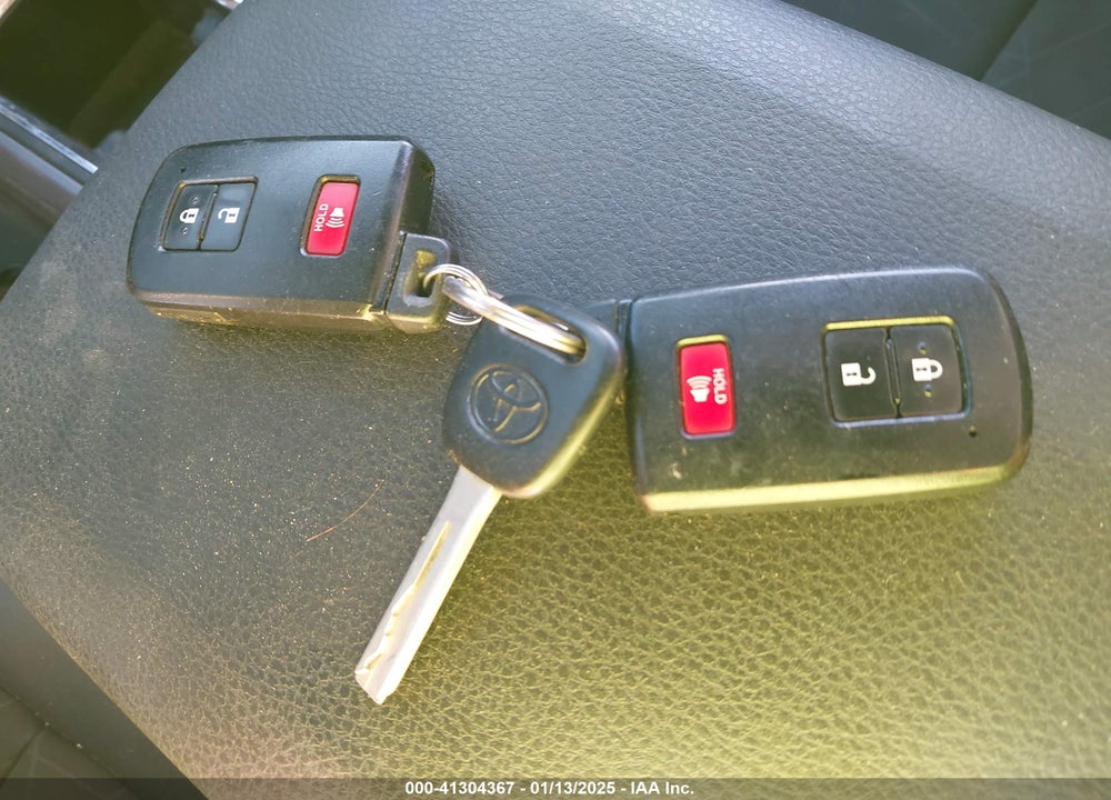 2019 TOYOTA TACOMA VIN: 3TMCZ5AN2KM231072