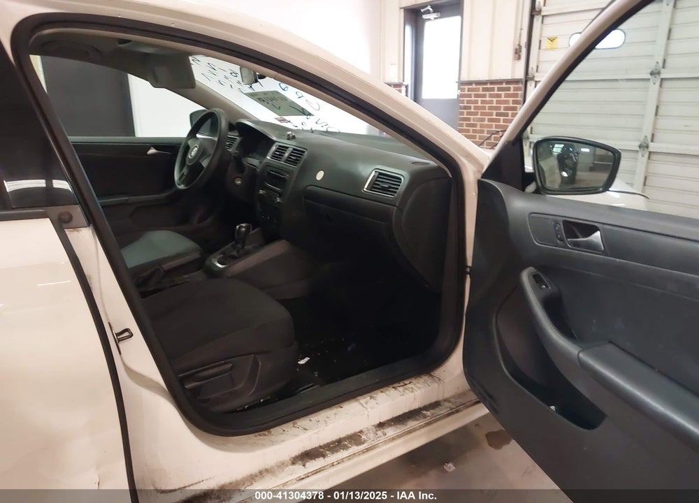2013 VOLKSWAGEN JETTA VIN: 3VW2K7AJ6DM252127