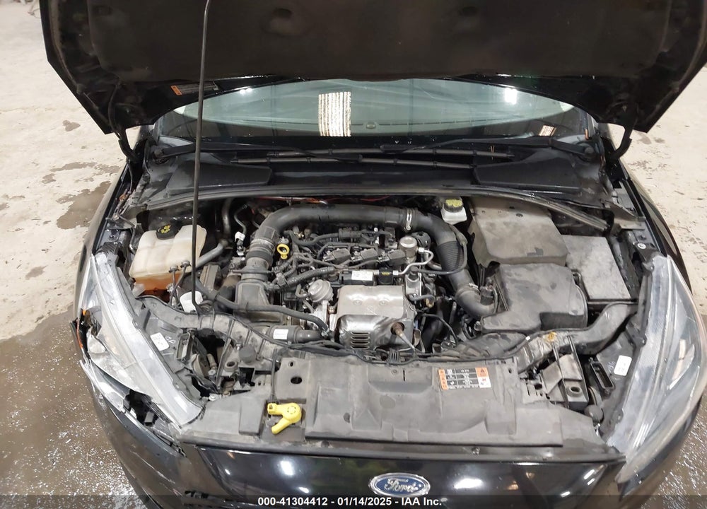 2018 FORD FOCUS VIN: 1FADP3FE8JL233292