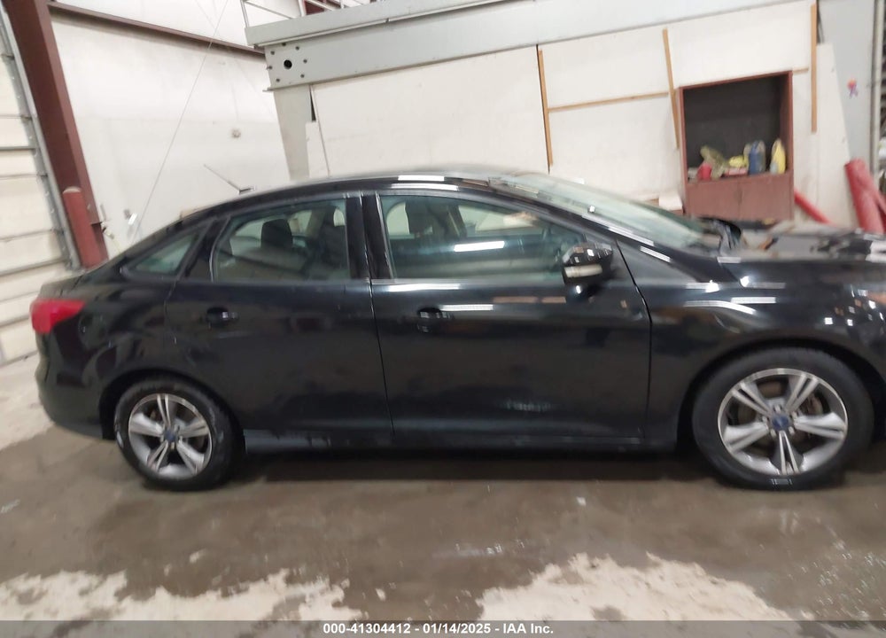 2018 FORD FOCUS VIN: 1FADP3FE8JL233292