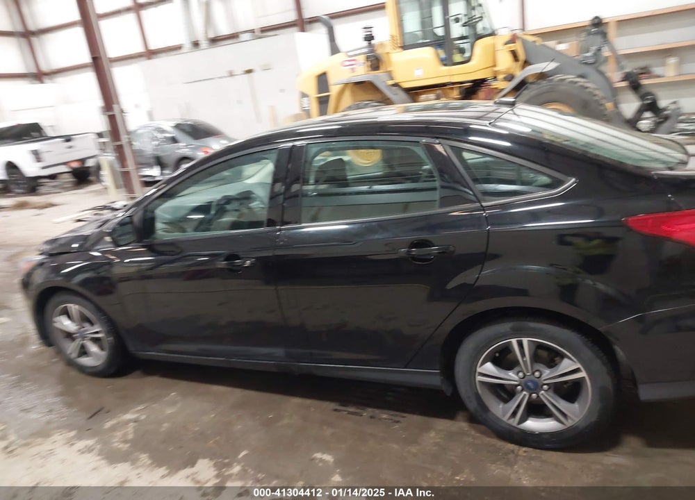2018 FORD FOCUS VIN: 1FADP3FE8JL233292
