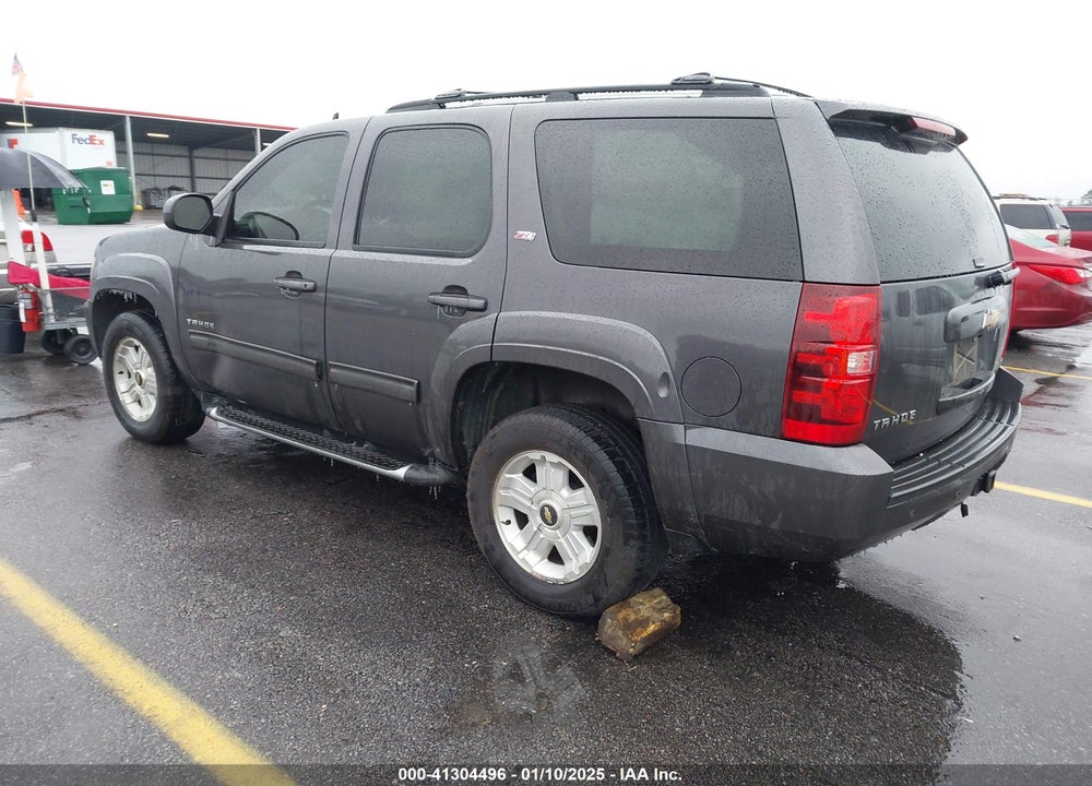 2010 CHEVROLET TAHOE LT VIN: 1GNUKBE08AR221513