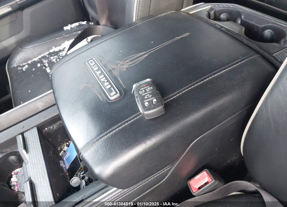2019 RAM 1500 VIN: 1C6RREHT4KN514570