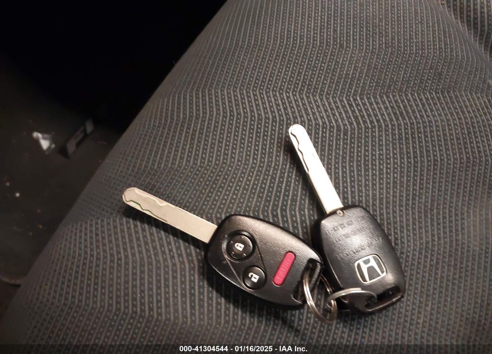 2009 HONDA FIT SPORT VIN: JHMGE874X9S024121