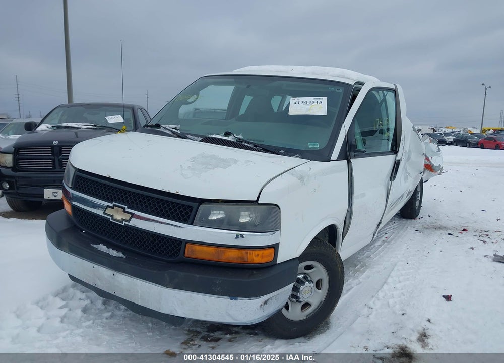 2010 CHEVROLET EXPRESS 3500 WORK VAN VIN: 1GC2GUBGXA1180900