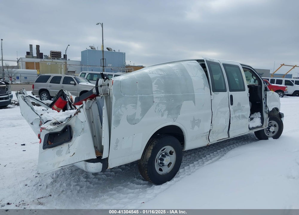 2010 CHEVROLET EXPRESS 3500 WORK VAN VIN: 1GC2GUBGXA1180900