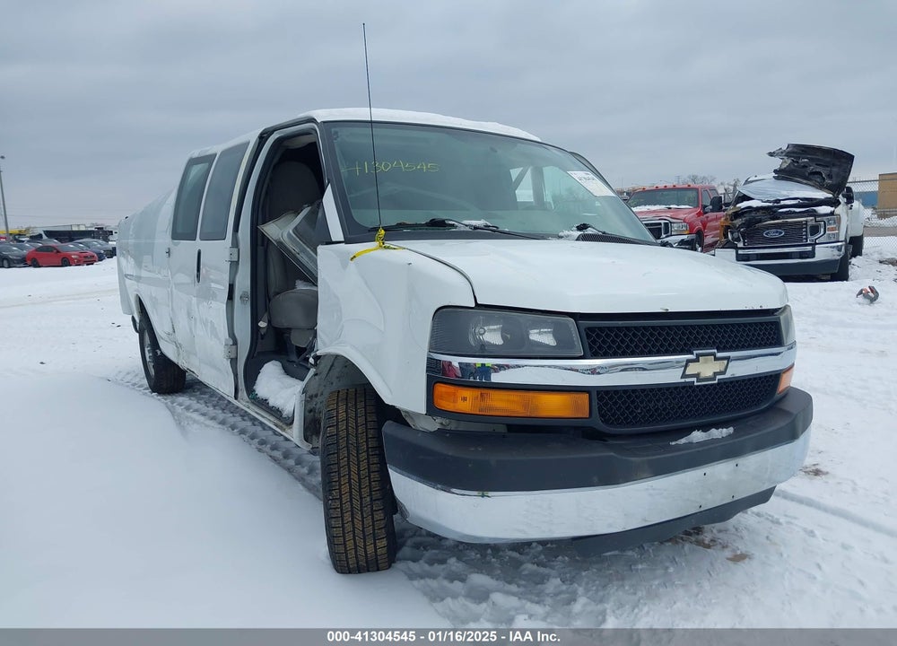 2010 CHEVROLET EXPRESS 3500 WORK VAN VIN: 1GC2GUBGXA1180900