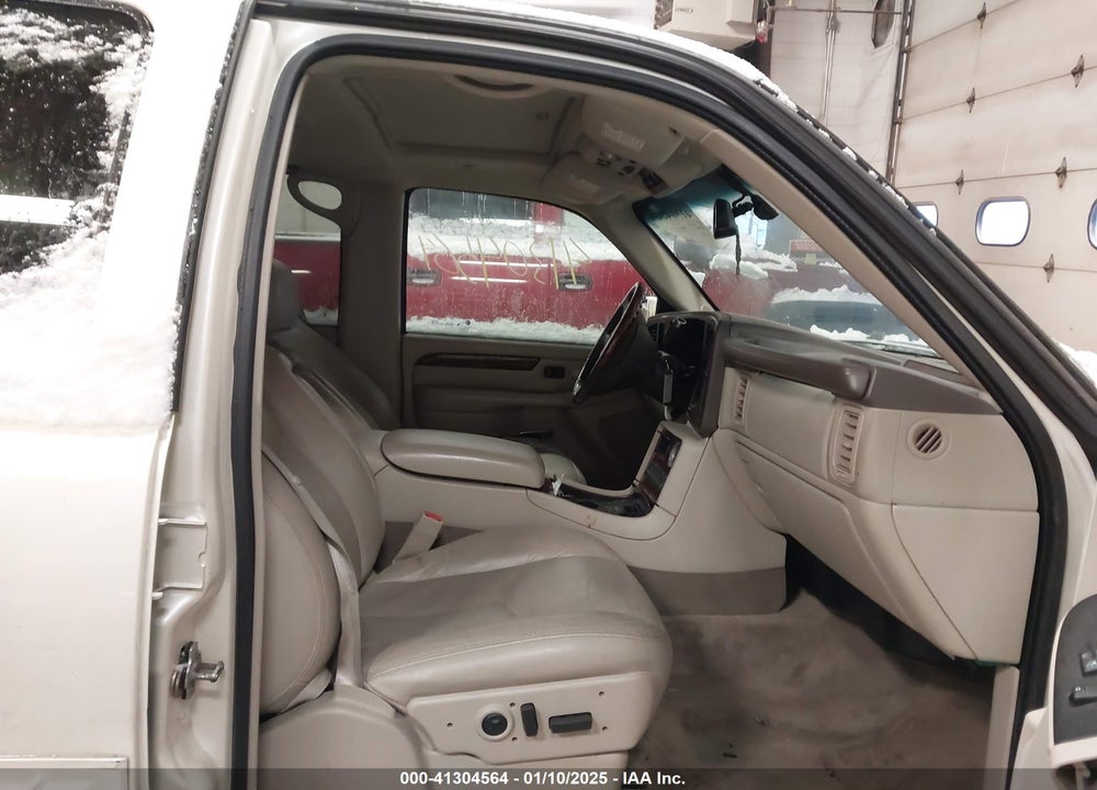 2006 CADILLAC ESCALADE STANDARD VIN: 1GYEK63N56R136200