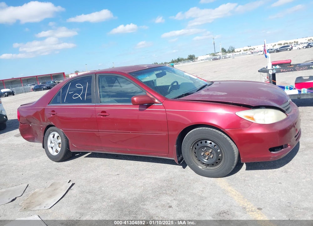 2002 TOYOTA CAMRY LE VIN: JTDBE32KX20038381