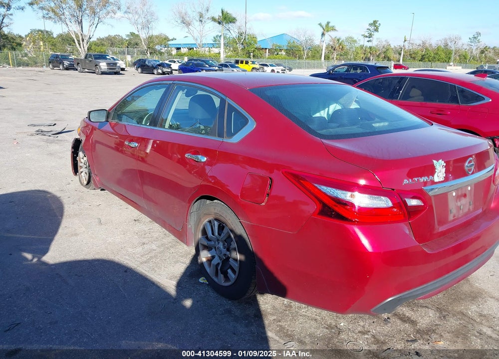 2017 NISSAN ALTIMA VIN: 1N4AL3AP7HN322261
