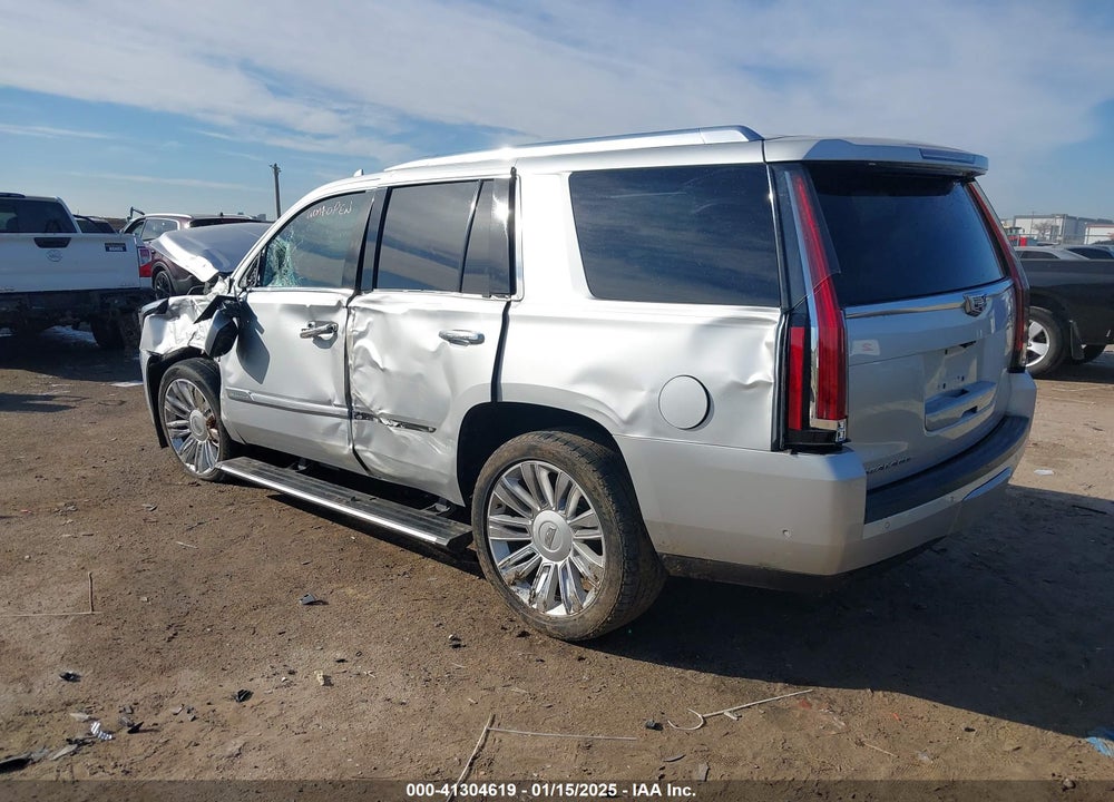 2018 CADILLAC ESCALADE PLATINUM VIN: 1GYS4DKJXJR221798