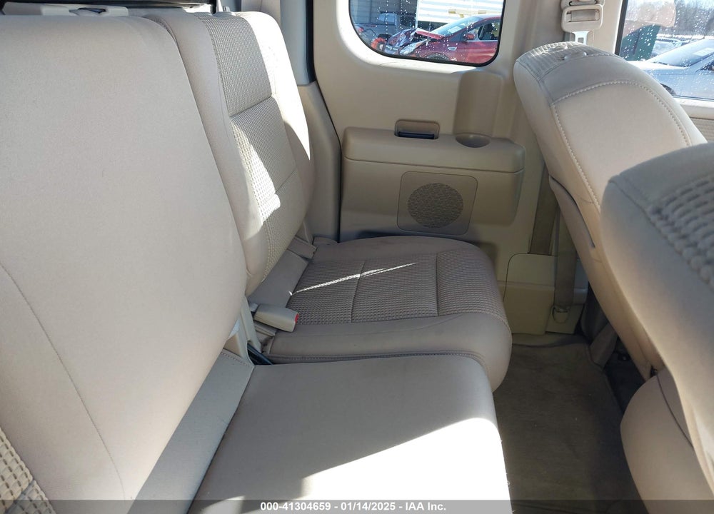 2010 NISSAN TITAN SE VIN: 1N6BA0CA5AN300256