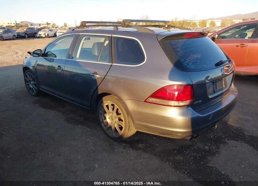 2012 VOLKSWAGEN JETTA SPORTWAGEN 2.0L TDI VIN: 3VWPL7AJ1CM622465