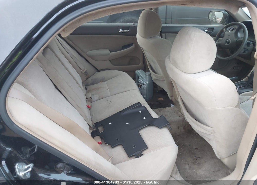 2005 HONDA ACCORD 2.4 LX VIN: 1HGCM56425A004658