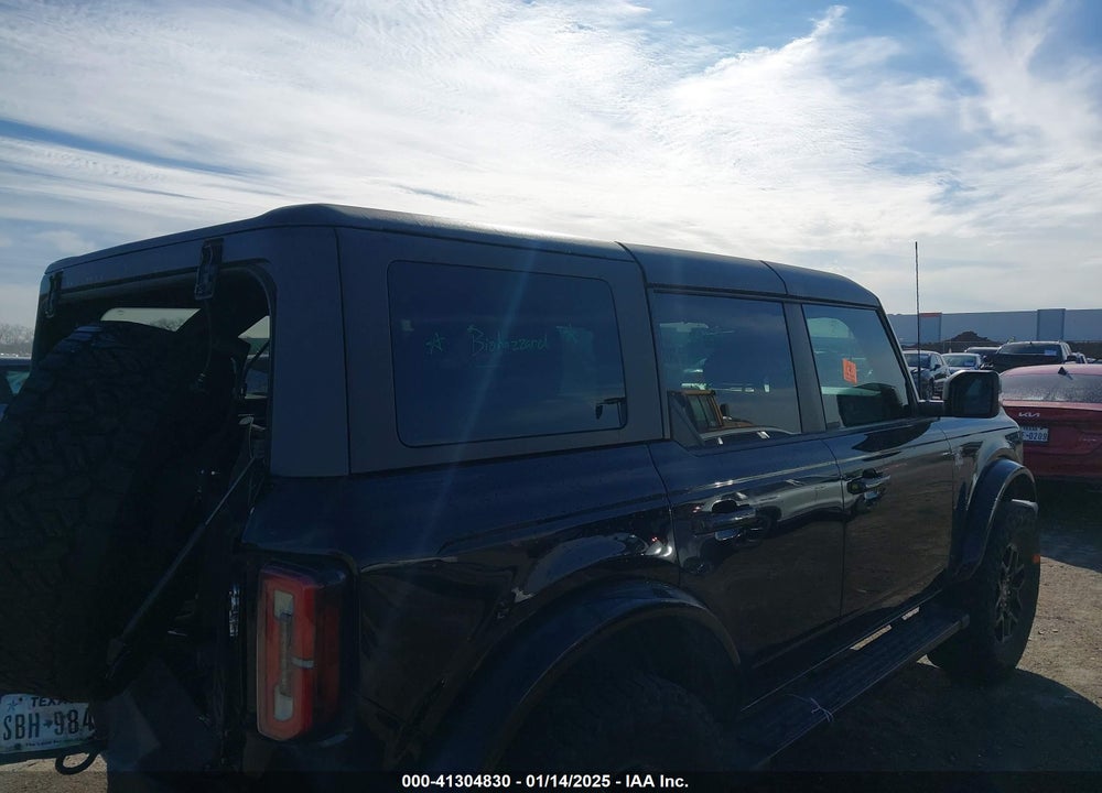 2022 FORD BRONCO OUTER BANKS VIN: 1FMDE5BH2NLB12044