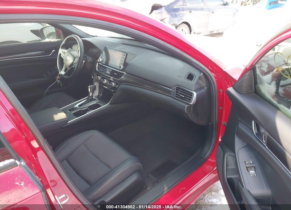2019 HONDA ACCORD VIN: 1HGCV1F38KA101131
