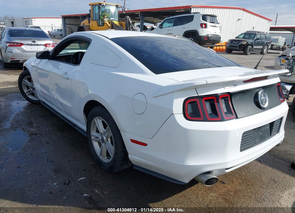 2014 FORD MUSTANG V6 VIN: 1ZVBP8AM2E5203080
