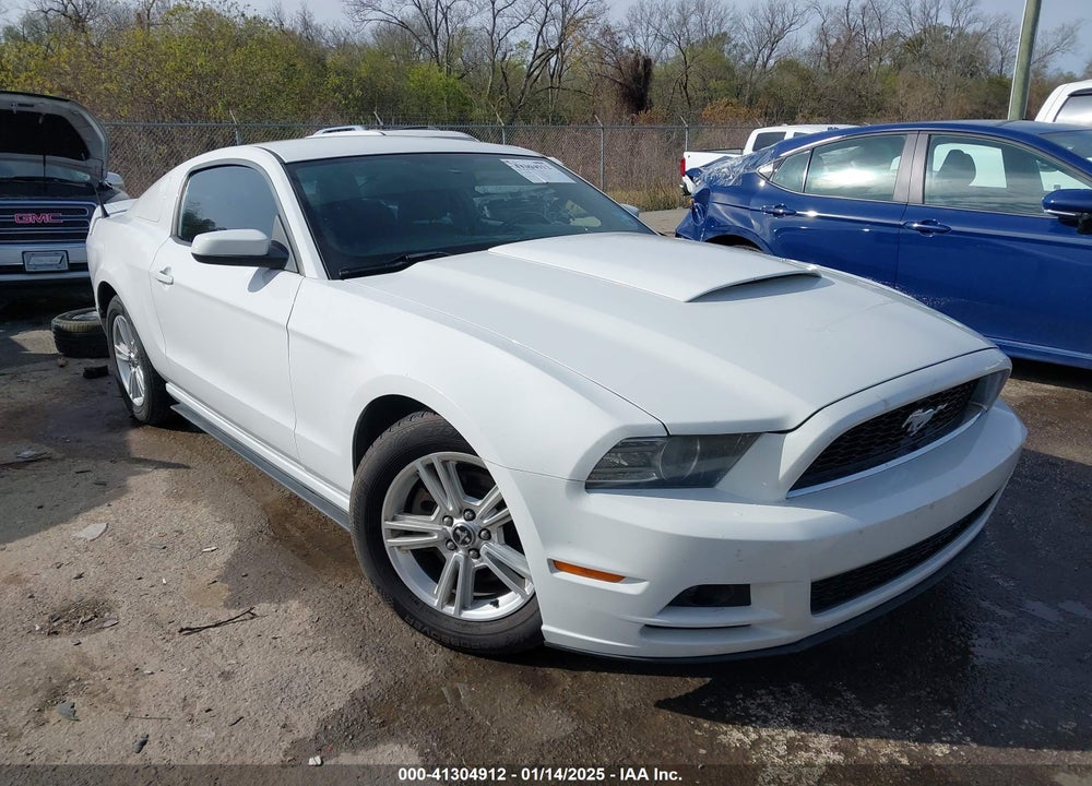 2014 FORD MUSTANG V6 VIN: 1ZVBP8AM2E5203080