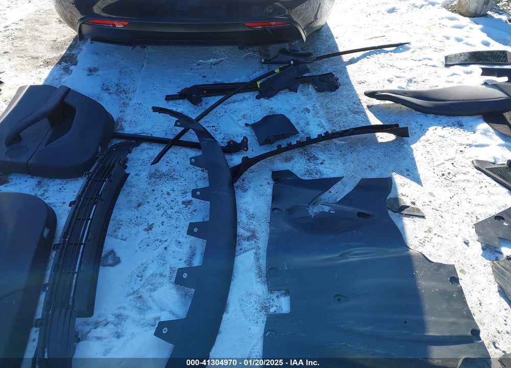 2024 TESLA MODEL 3 VIN: 5YJ3E1ET2RF912120