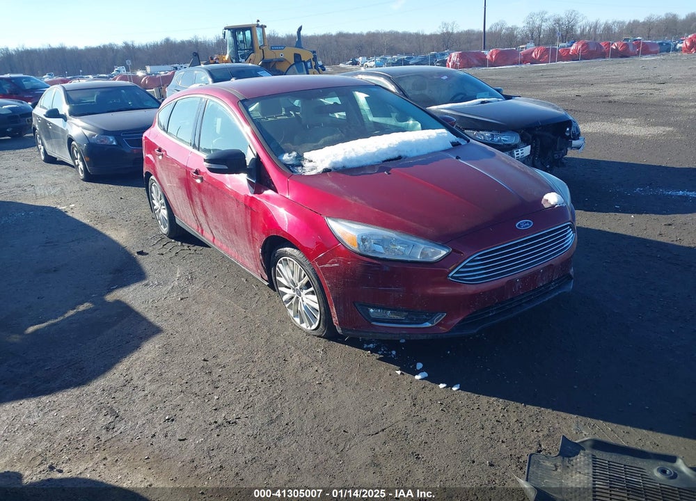 2016 FORD FOCUS TITANIUM VIN: 1FADP3N23GL295411
