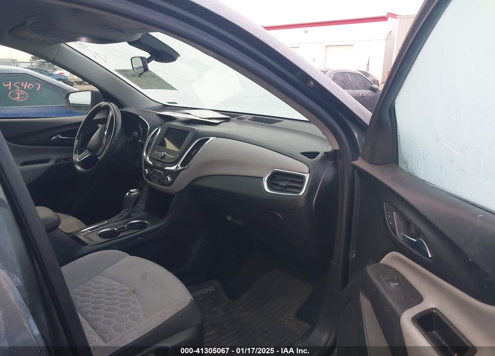 2019 CHEVROLET EQUINOX LT VIN: 2GNAXJEV5K6238924
