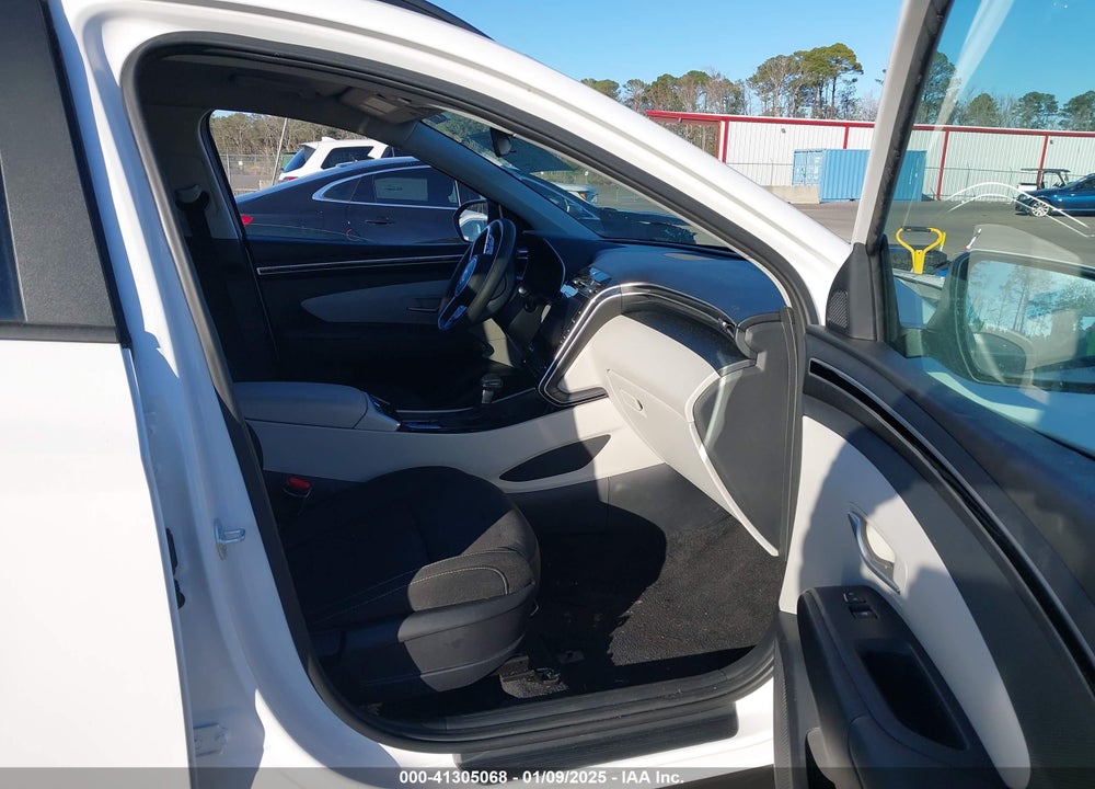 2024 HYUNDAI TUCSON SEL VIN: 5NMJBCDE4RH327875