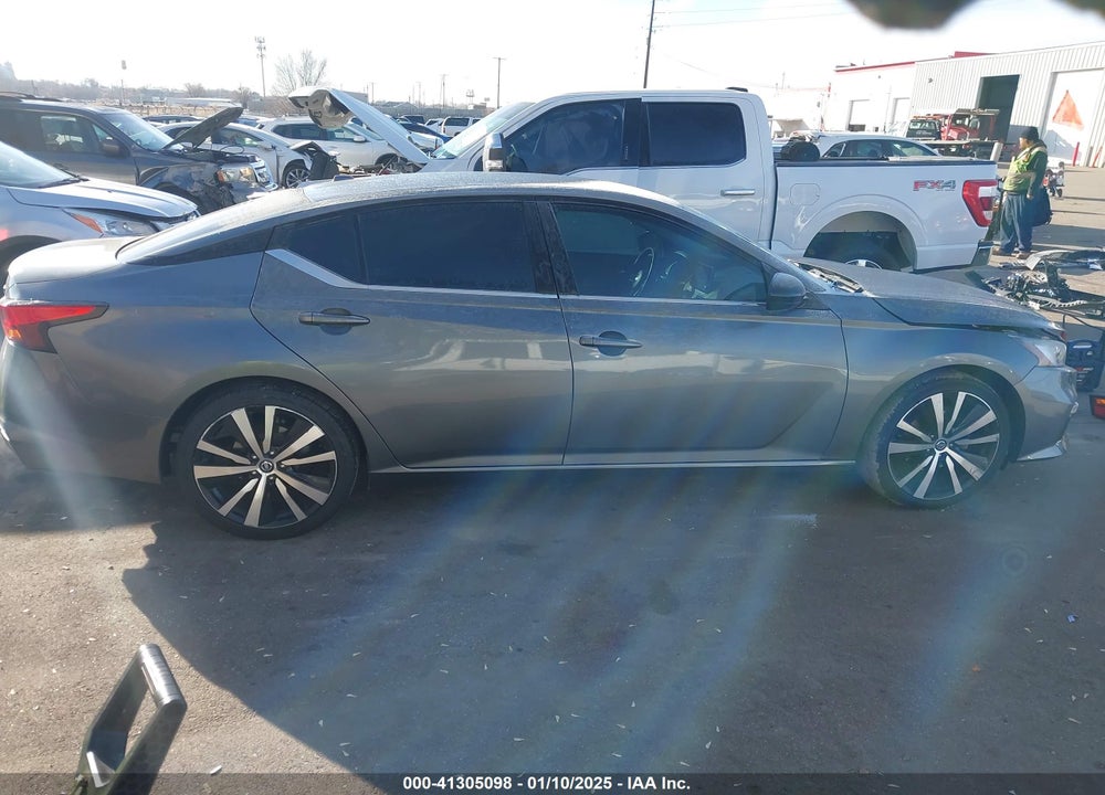 2020 NISSAN ALTIMA SR FWD VIN: 1N4BL4CV1LC192178