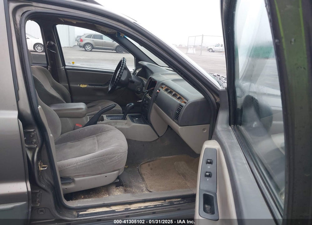 1999 JEEP GRAND CHEROKEE LAREDO VIN: 1J4G258S2XC768349
