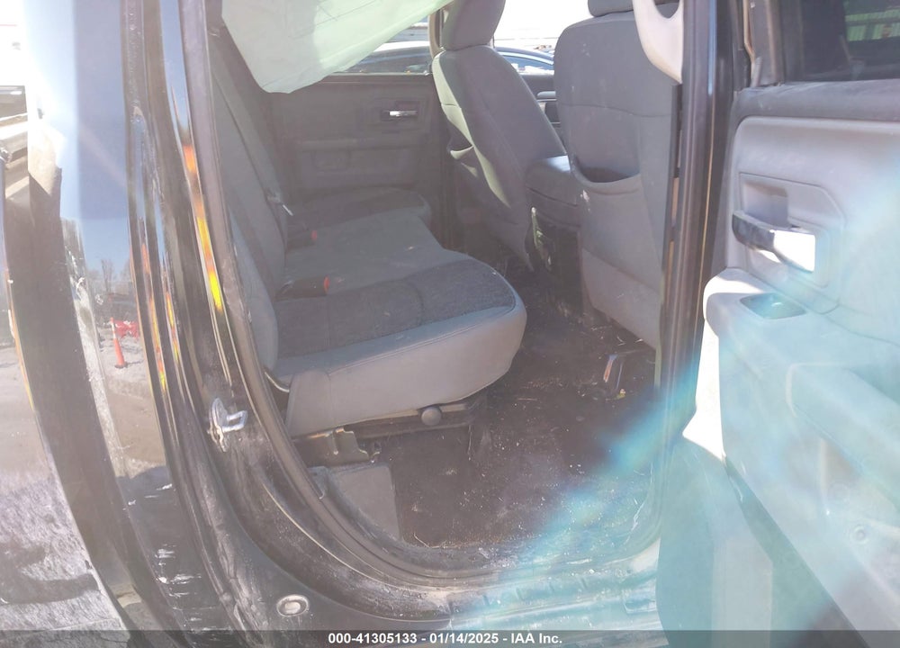 2013 RAM 1500 VIN: 1C6RR7GTXDS721563