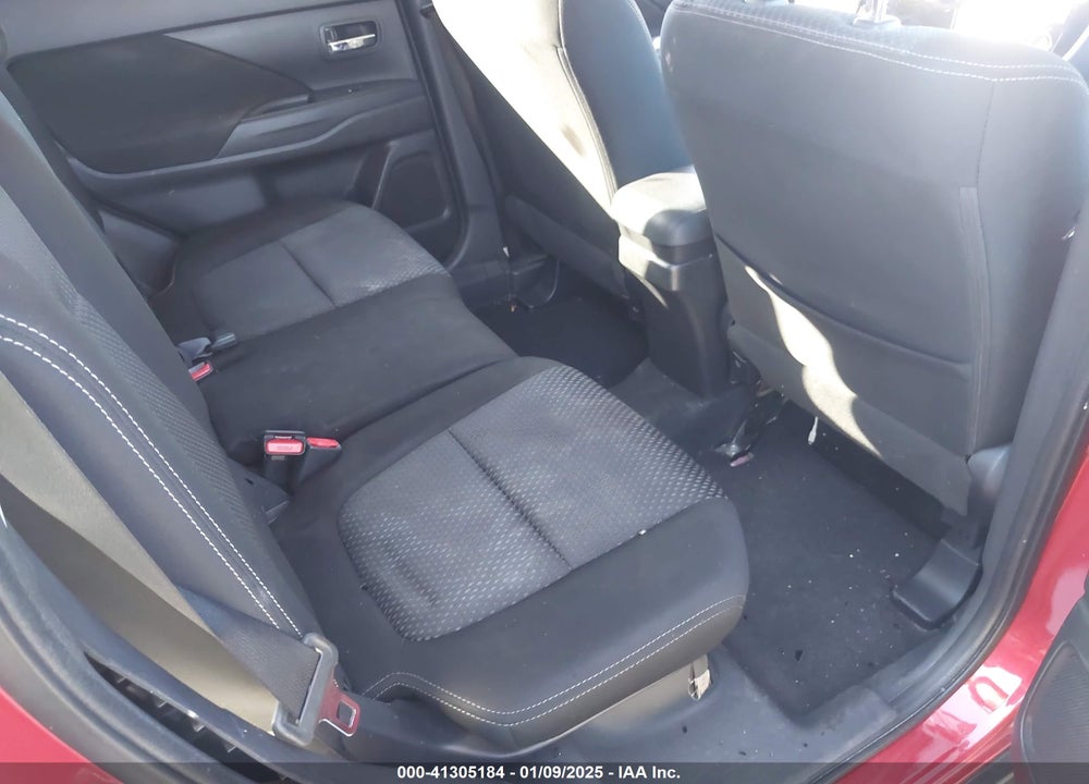 2018 MITSUBISHI OUTLANDER SE VIN: JA4AD3A33JZ037148