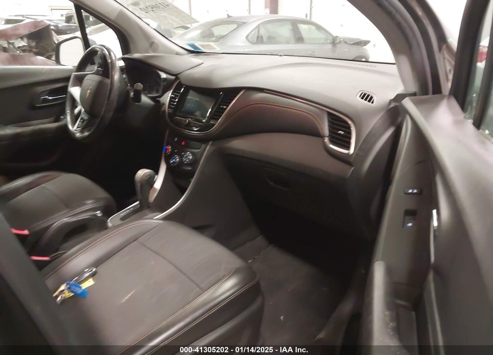 2018 CHEVROLET TRAX LT VIN: KL7CJPSB5JB716512