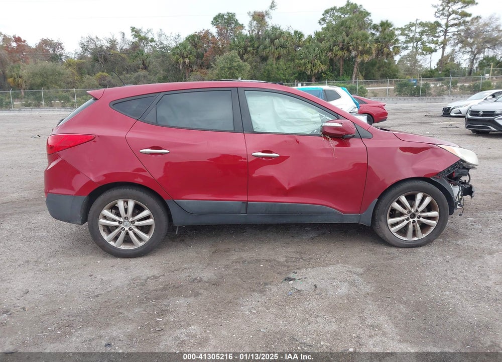 2011 HYUNDAI TUCSON LIMITED VIN: KM8JU3AC6BU197640