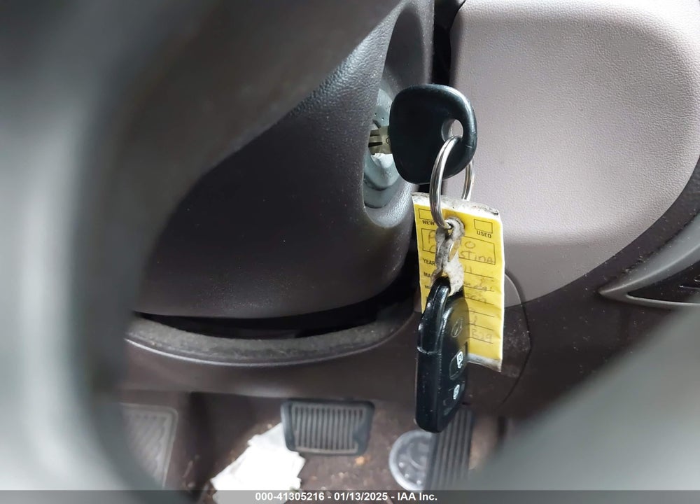 2011 HYUNDAI TUCSON LIMITED VIN: KM8JU3AC6BU197640