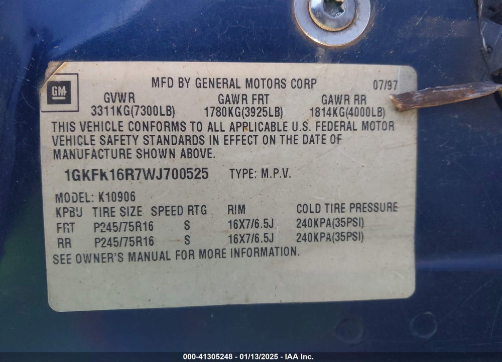 1998 GMC SUBURBAN 1500 SL VIN: 1GKFK16R7WJ700525