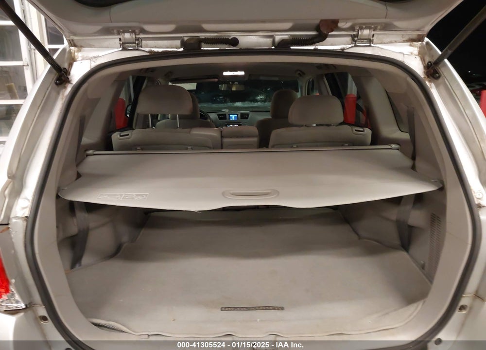 2011 TOYOTA HIGHLANDER SE VIN: 5TDBK3EH3BS070031
