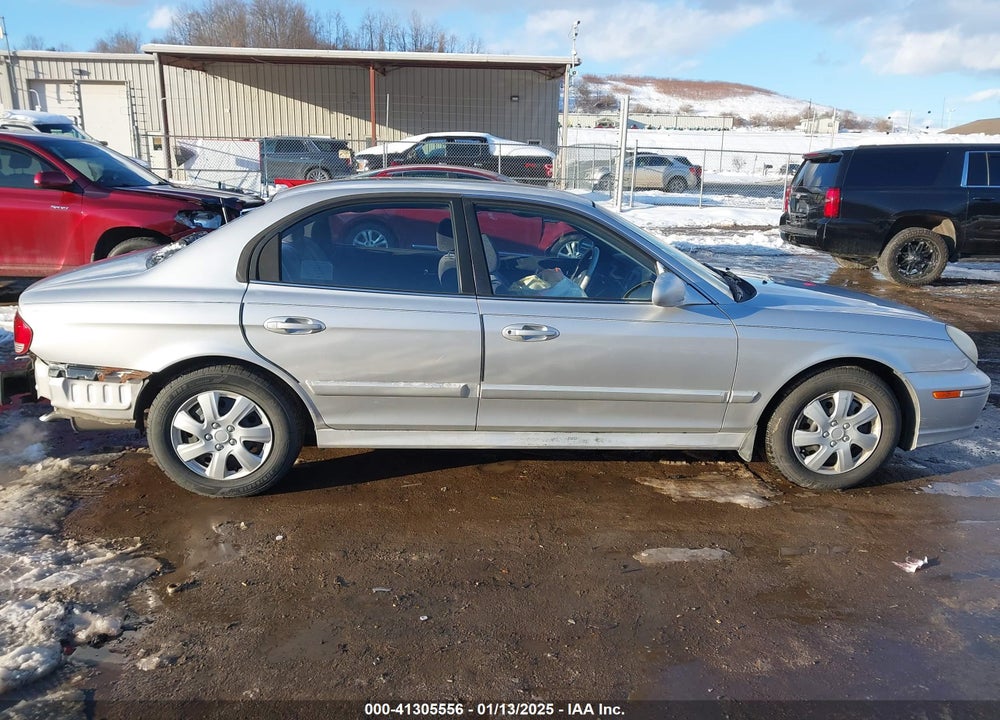 2005 HYUNDAI SONATA GL VIN: KMHWF25S25A176138