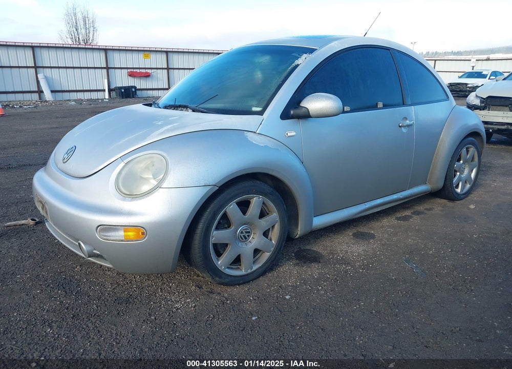 2001 VOLKSWAGEN NEW BEETLE GLX VIN: 3VWDD21C21M453705